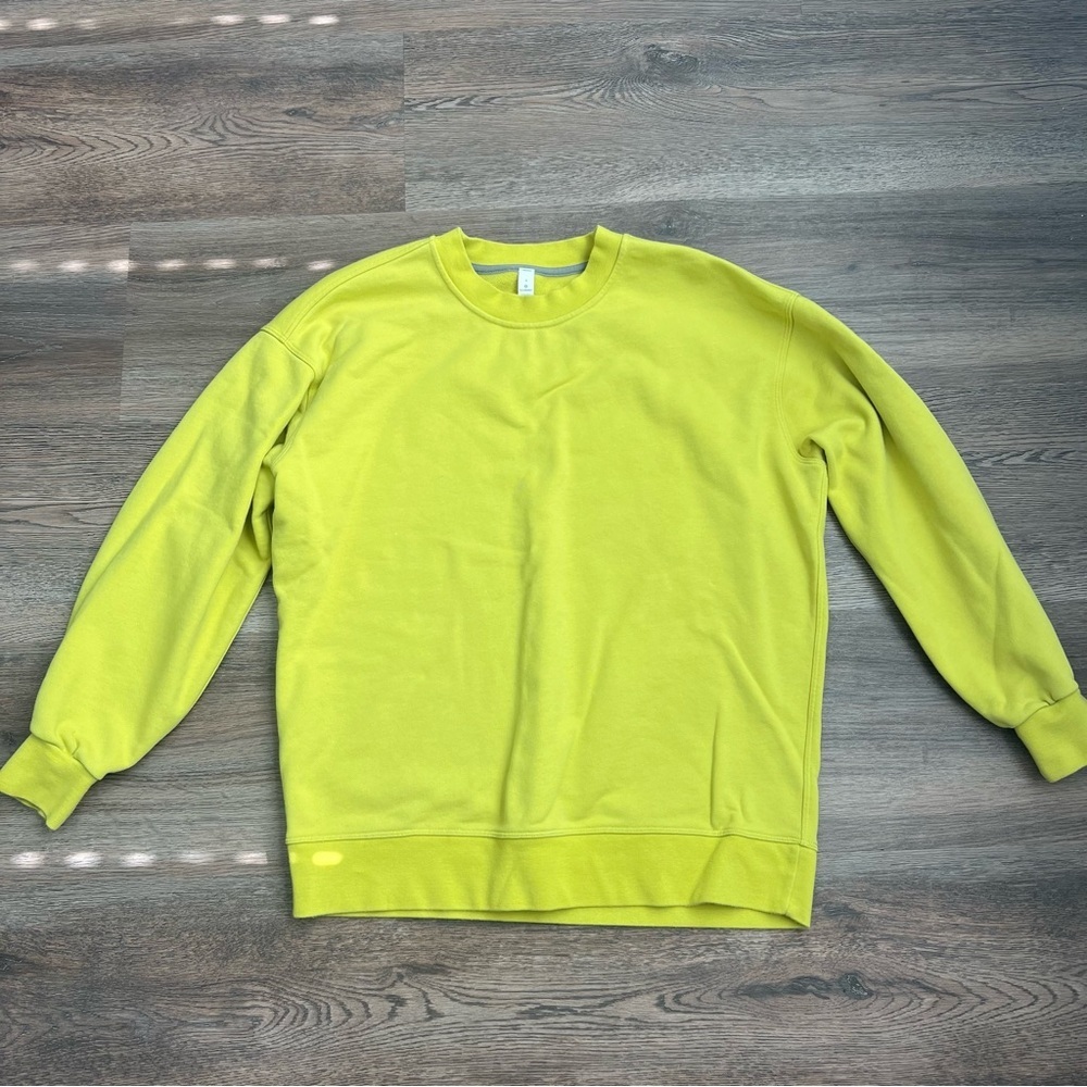 Lululemon Perfectly Oversized Crew Lemon Vibe Size 4